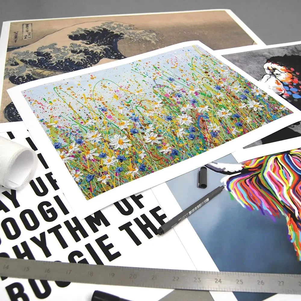 Daisy Splash Art Print Daisy Splash Art Print | Daisy Splash Artwork | Daisy Art wall art product Olga Tkachyk