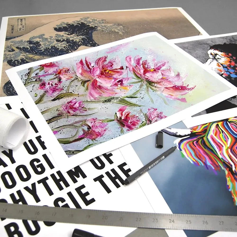 Pink Flower Splash Art Print Pink Flower Splash Art Print wall art product Valenty / Shutterstock