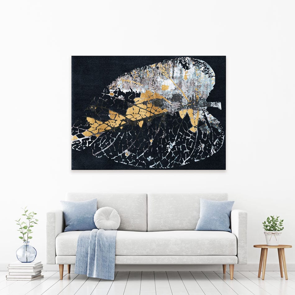 Decorative Leaf Canvas Print wall art product Muzi pear studio / Shutterstock